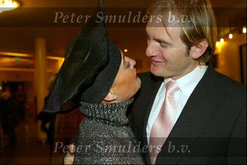 Scheveningen 8 december 2003
Feestje Holland Casino in circustheater.
Vivian Boelen met Christian Looman