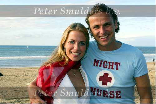 Bloemendaal 28 september 2002
Gala t.b.v. het rode kruis fonds georganiseerd door
John Ewbank en Vivian Reys