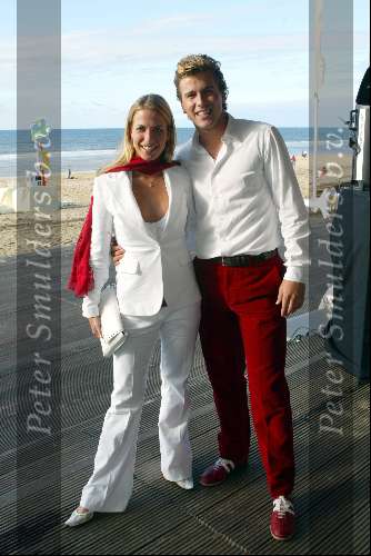 Bloemendaal 28 september 2002
Gala t.b.v. het rode kruis fonds georganiseerd door
Winston Gerschtanowitz en Vivian Reys