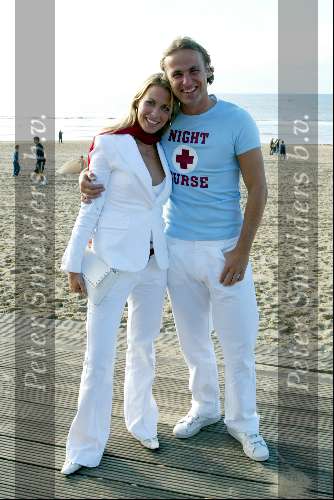 Bloemendaal 28 september 2002
Gala t.b.v. het rode kruis fonds georganiseerd door
Vivian Reys en John Ewbank