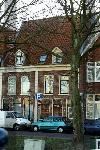 Weesp 9 december 2003
Wendy van Dijk haar nieuwe huis in Weesp aan de Vecht.