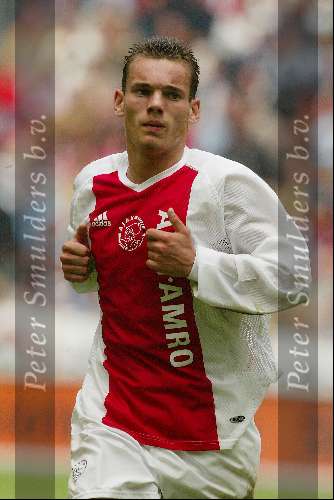 30 November 2003
Wesley Sneijder spelend voor AJAX en het Nederlands Elftal