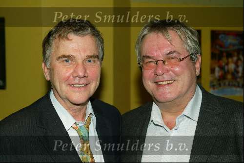 Amsterdam 9 december 2003
Premiere Pietje Bell in City theater.
Willem Nijholt met vriend