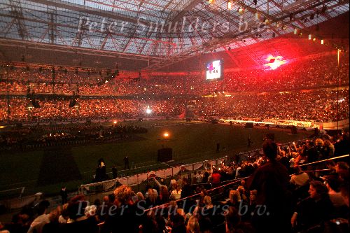 Amsterdam 27 september 2004
Afscheid Andre Hazes in de Amsterdam Arena
Kist Andre Hazes in arena