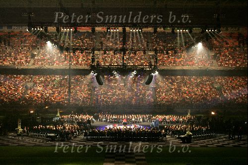 Amsterdam 27 september 2004
Afscheid Andre Hazes in de Amsterdam Arena
Kist Andre Hazes in arena