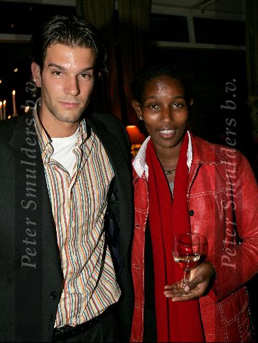 Scheveningen 13 september 2004
Premiere Cool in pathe scheveningen.
Ayaan Hirsi Ali met vriend