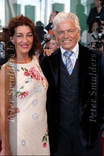 Rotterdam 19 september 2004
Premiere Crazy for You in het nieuwe Luxor.
Ben Cramer met vrouw