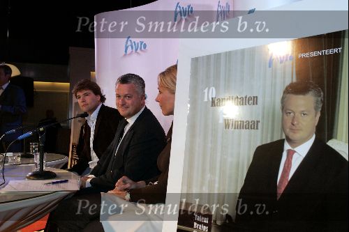 Hilversum 30 september 2004
Persconferentie Bram Moszkowicz met Reinout Oerlemans ivm nieuw programma