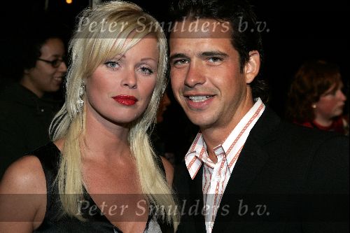 Utrecht 24 september 2004
Premiere Alice in glamourland.
Bridget Maasland met man