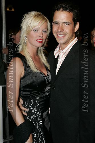 Utrecht 24 september 2004
Premiere Alice in glamourland.
Bridget Maasland met man