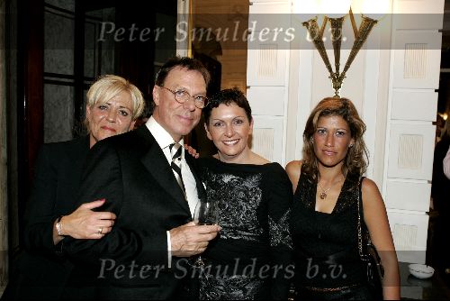 Amsterdam 6 september 2004
Modeshow Frans Molenaar in het Amstel Hotel.
Frans Molenaar en Brigid v d Moesdijk