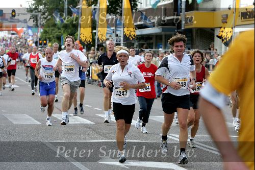 Zaandam 19 september 2004
Dam tot Dam Loop. 
Caroline Tensen en Peter Gallas