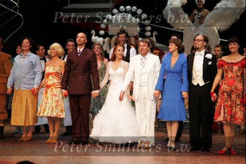 Rotterdam 19 september 2004
Premiere Crazy for You in het nieuwe Luxor.
Cast