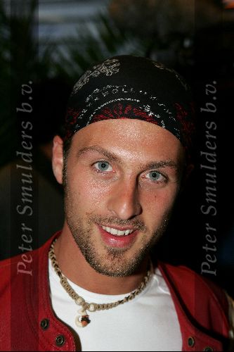 Scheveningen 13 september 2004
Premiere Cool in pathe scheveningen.
Christophe Haddad met hoofddoek