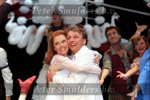 Rotterdam 19 september 2004
Premiere Crazy for You in het nieuwe Luxor.
Dick Cohen en Joke de Kruijf