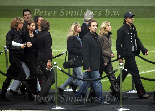 Amsterdam 27 september 2004
Afscheid Andre Hazes in de Amsterdam Arena
Wendy v Dijk Marco Borsato en Dinand Woesthoff
Carl Kraaijenhof
