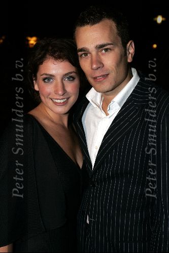 Utrecht 24 september 2004
Premiere Alice in glamourland.
Edgar Wurfbain met Vivienne v Assem