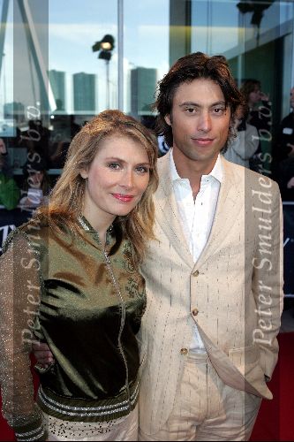 Rotterdam 19 september 2004
Premiere Crazy for You in het nieuwe Luxor.
Elle v Rijn met Kaja Wolffers