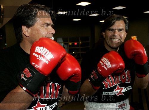 Amstelveen 23 september 2004
Presentatie boksers bekende nederlanders bij Special Sports.   
Emile Ratelband