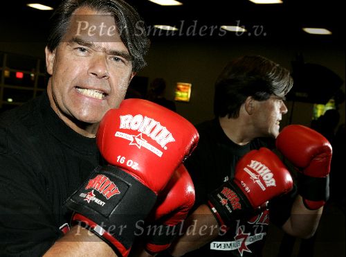 Amstelveen 23 september 2004
Presentatie boksers bekende nederlanders bij Special Sports.   
Emile Ratelband