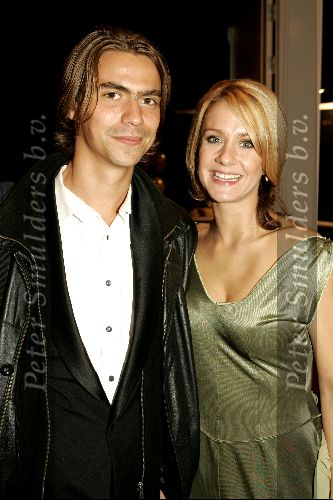 Hilversum 30 september 2004
Uitreiking Gouden beelden in studio 21
Eva Duyvestein met vriend