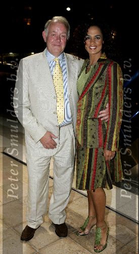 Monaco 10 september 2004
Modeshow Monique Collignon in Grimaldi. Chimene v Oosterhout met eigenaar Lancaster Gerard Ruiter