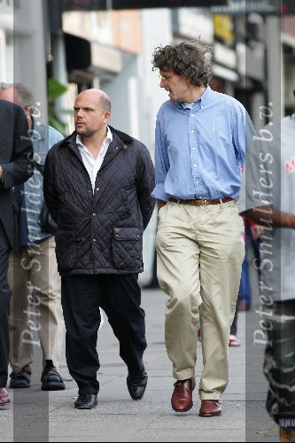 Amsterdam 11 september 2004
Jaap v Zweden aan het wandelen met de direkteur van het concertgebouw