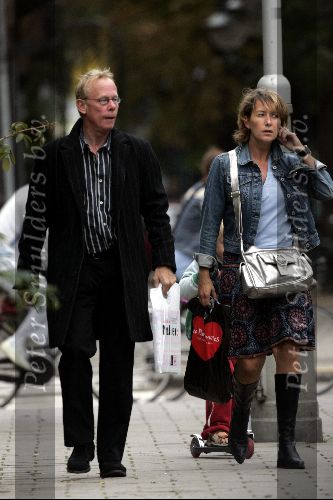 Amsterdam 18 september 2004
Jack Spijkerman met vrouw en zoontje boodschappen doen