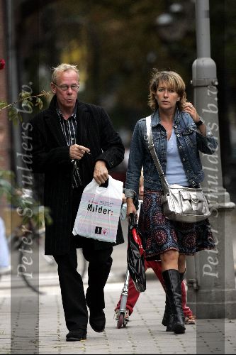 Amsterdam 18 september 2004
Jack Spijkerman met vrouw en zoontje boodschappen doen