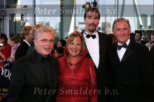 Rotterdam 19 september 2004
Premiere Crazy for You in het nieuwe Luxor.
Jacques d Ancona met vriend en Carl Dona