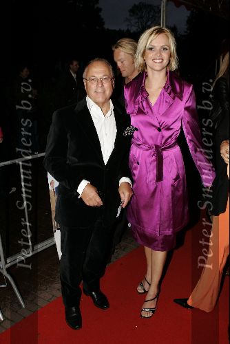 Utrecht 24 september 2004
Premiere Alice in glamourland.
Tooske Breugem en Joop Braakhekke