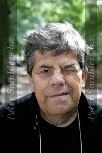 Drunn 13 september 2004
Anky v Grunsven wordt geridderd tot Barones van Land v Ooit. 
Joost Prinsen