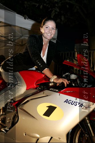 Amsterdam 14 september 2004
Feestje Vespa scooters.
Josefine v Asdonk op moter