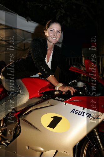Amsterdam 14 september 2004
Feestje Vespa scooters.
Josefine v Asdonk op moter