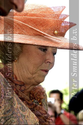 Den Haag 12 september 2004
Koningin Beatrix opent Diligentia.