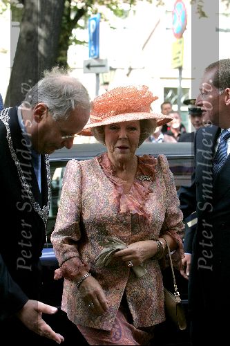 Den Haag 12 september 2004
Koningin Beatrix opent Diligentia.