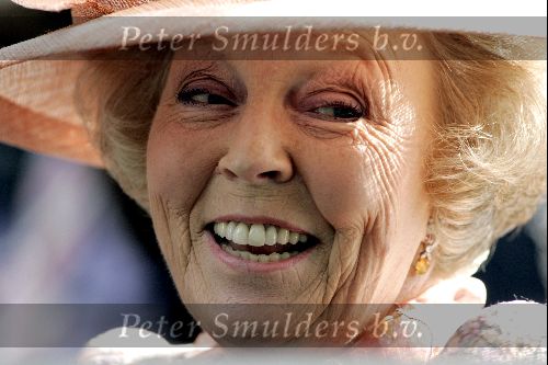 Den Haag 12 september 2004
Koningin Beatrix opent Diligentia.