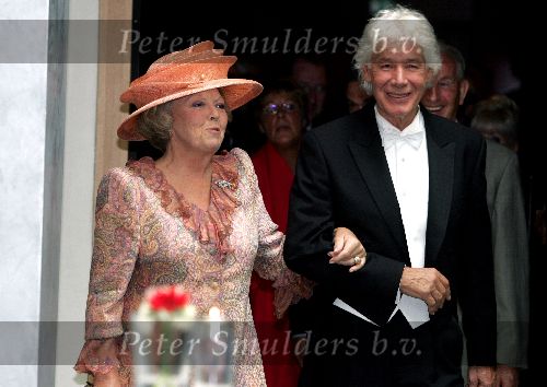 Den Haag 12 september 2004
Koningin Beatrix opent Diligentia. 
Koningin met Paul v Vliet