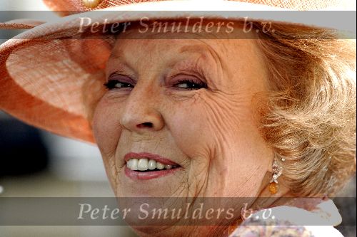 Den Haag 12 september 2004
Koningin Beatrix opent Diligentia.