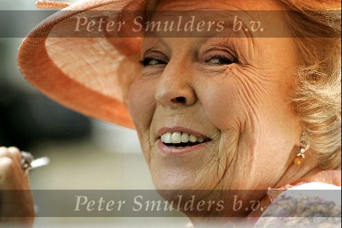 Den Haag 12 september 2004
Koningin Beatrix opent Diligentia.