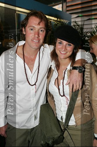 Scheveningen 13 september 2004
Premiere Cool in pathe scheveningen.
Lieke v Lexmon met pet en vriend Jeroen