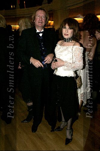 Hilversum 30 september 2004
Uitreiking Gouden beelden in studio 21
Liesbeth List met man