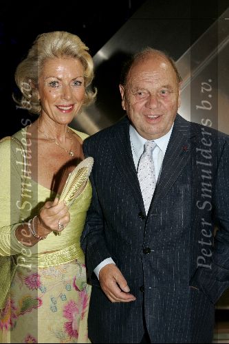Monaco 10 september 2004
Modeshow Monique Collignon in Grimaldi. 
Marjon Lambriks met vriend