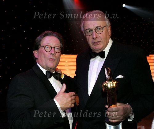 Hilversum 30 september 2004
Uitreiking Gouden beelden in studio 21
Fons v Westerlo en Mart Smeets