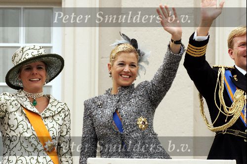 Den Haag 21 september 2004
Prinsjesdag 2004 
Prinses Laurentien Maxima en Prins Willem Alexander op bordes paleis Noordeinde