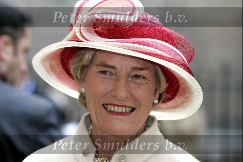 Den Haag 21 september 2004
Laurens Jan Brinkhorst met vrouw met hoed 
Prinsjesdag 2004