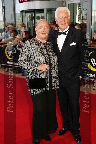 Rotterdam 19 september 2004
Premiere Crazy for You in het nieuwe Luxor.
Paul v Gorcum met vrouw