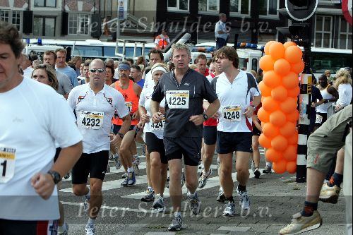 Zaandam 19 september 2004
Dam tot Dam Loop.
Caroline Tensen en Peter Gallas