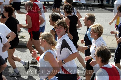 Zaandam 19 september 2004
Dam tot Dam Loop.
Caroline Tensen en Peter Gallas