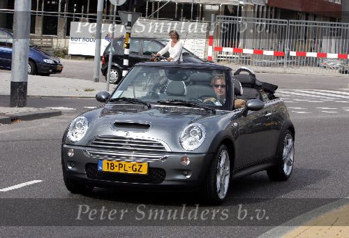 Amsterdam 11 september 2004
Prins Bernhard Jr in mini cooper cabrio